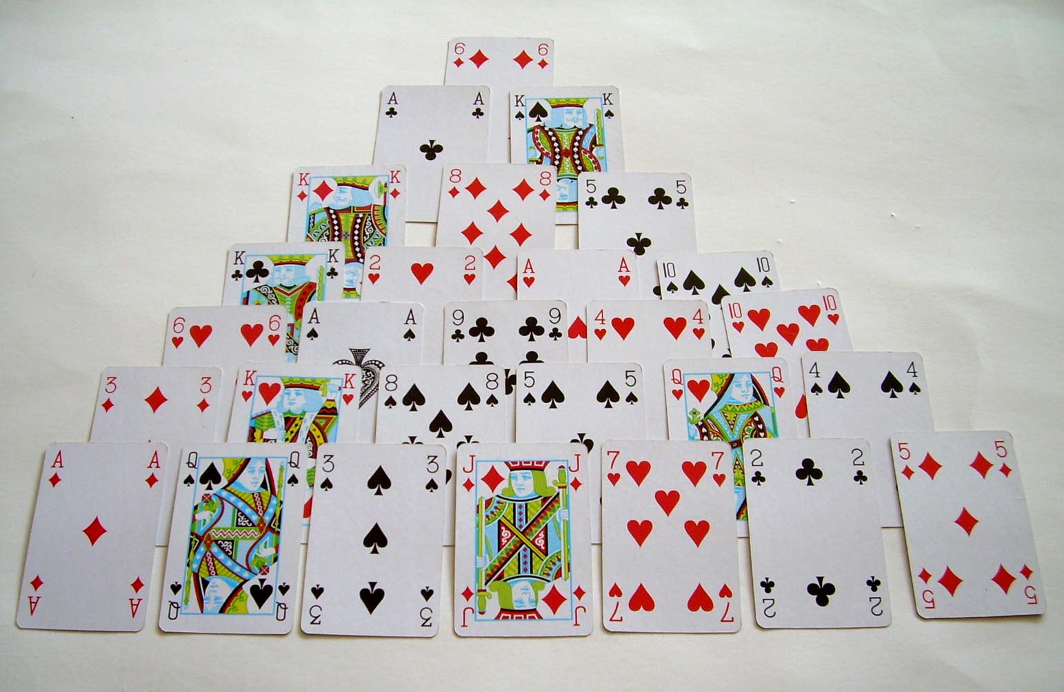 Pyramid Solitaire 3 